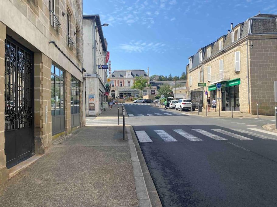 #Le Jaures - Studio A La Gare - Neuf Et Lumineux Brive-la-Gaillarde Exteriör bild